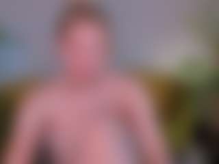 Live cam show with Colleen - Upskirt on CSO-WL