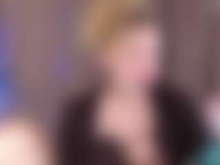 Live cam show with Colleen - Joi on liverealitysex.com