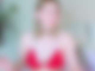 Live cam show with Colleen - Raven Hair on boobsie.com