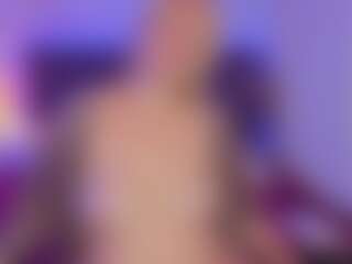 CurlyDream's Live Sex Cam Show