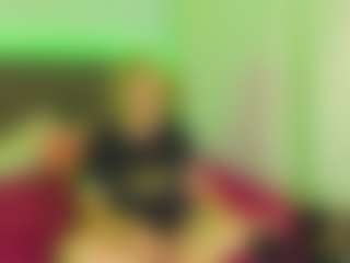 CurlyDream's Live Sex Cam Show