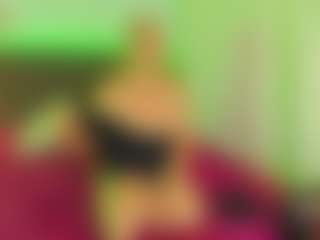 CurlyDream's Live Sex Cam Show