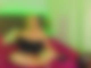 CurlyDream's Live Sex Cam Show