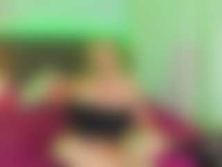CurlyDream's Live Sex Cam Show