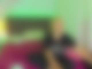 CurlyDream's Live Sex Cam Show
