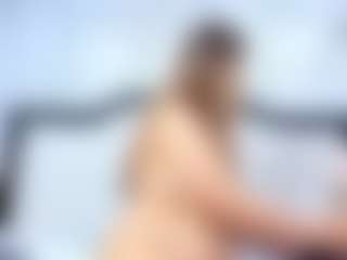 Live cam show with lady-30 - Granny on livesuperchat.net