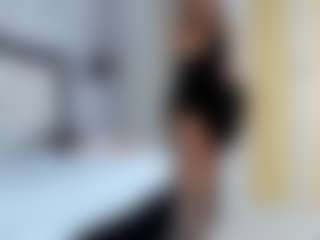 Live cam show with lady-30 - Strip on Camsoda