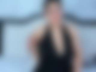Live cam show with lady-30 - Granny Petite on madthumbs