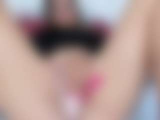 Live cam show with lady-30 - Amateur on Milfs Live
