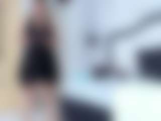Live cam show with lady-30 - Bikini on parknlotfishbdy
