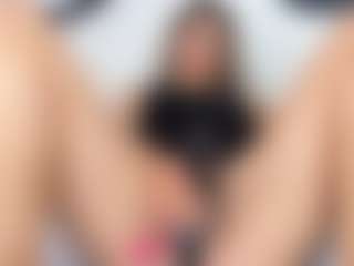 Live cam show with lady-30 - Granny Petite on SxyPornLive