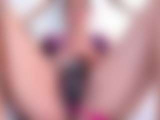 lady-30's Live Sex Cam Show