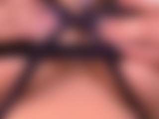 Miia Kay 🌸's Live Sex Cam Show