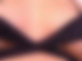 Miia Kay 🌸's Live Sex Cam Show