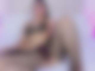 Live cam show with Laura Smith - Fuck Machine on Camsoda