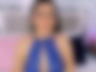 Live cam show with Laura Smith - Control on Camsoda