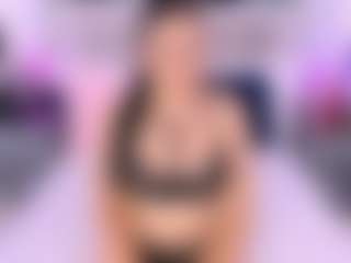 Live cam show with Laura Smith - Dildo on Milfs Live