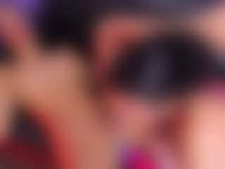 Live cam show with orchid-devourer - Kisses on Camming Site