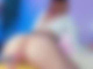 Live cam show with orchid-devourer - Tongue on Soda Cam