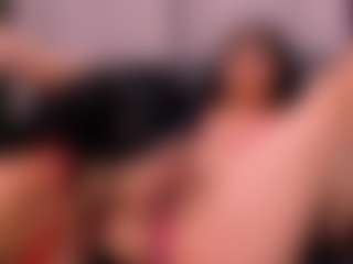 Live cam show with orchid-devourer - Kisses on AdultVida.com