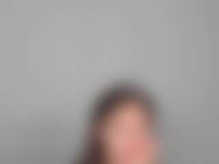 Live cam show with Alice - Tongue on studioflirtlive.com