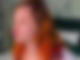 Live cam show with Annette-Potter - Green Eyes on SmokeAndPoke