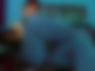 Live cam show with HannibalLest203 - Drinking on Dolls Live