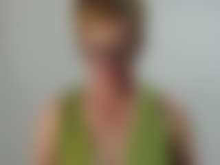 Live cam show with SofieVelvet - Middle Aged on CamwithHer