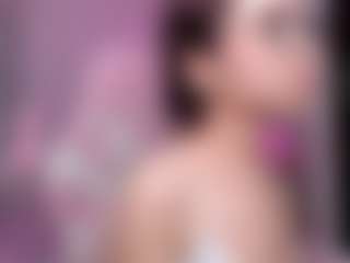 sophie-2's Live Sex Cam Show