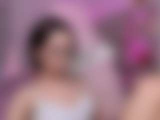 sophie-2's Live Sex Cam Show