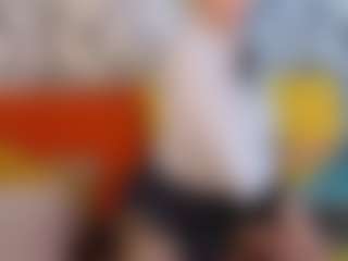 Live cam show with Tiffany-Brawn - Twerking on Camiplay Live