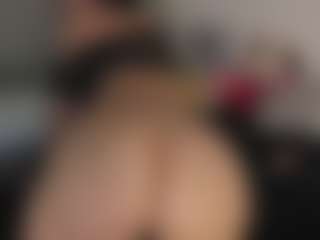 Live cam show with chloe-watsonxx - Double Penetration on Free Soda