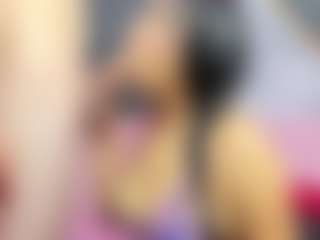 Live cam show with SaraHagen - Athletic on eurowanks.com