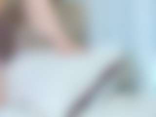 Live cam show with DafneQueen - Butt Plug on CamClone