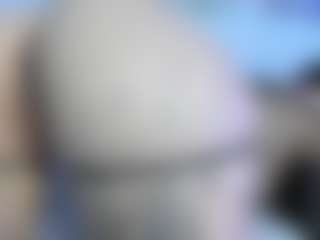 Live cam show with Gorgeous-Luna - Babygirl on slutload