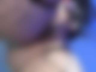 Gorgeous-Luna's Live Sex Cam Show