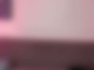 Show in cam erotica live di imtokiobaby