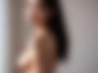 Serina's Live Sex Cam Show