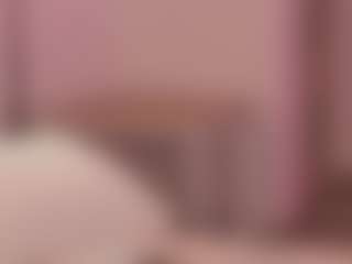 Live cam show with AudreyBrookss - Gagging on Camsoda