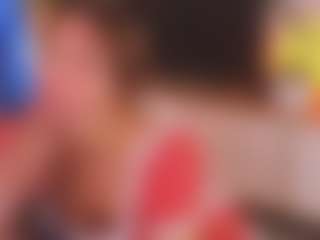 Show en direct avec AudreyBrookss - Gagging sur Camsoda