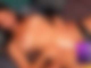 Live cam show with Daniela-Brooks - Nipple Play on Camsoda