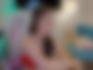 Live cam show with Hailey-Green - Bikini on Camsoda