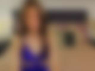 Live cam show with Hailey-Green - Game on livesuperchat.net