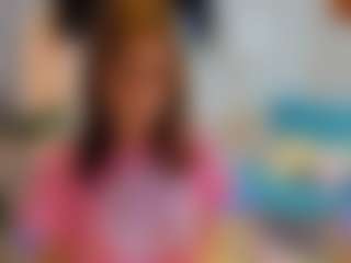 Live cam show with Hailey-Green - Game on nudelive.tv