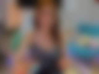 Hailey-Green's Live Sex Cam Show