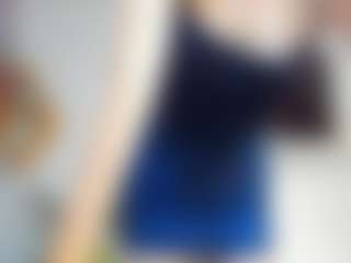 Live cam show with Hailey-Green - Game on EXY