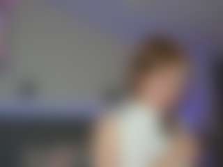Live cam show with Hailey-Green - Sport on Strip Flash - Live Sex Shows