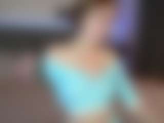 Live cam show with Hailey-Green - Costume on CamwithHer