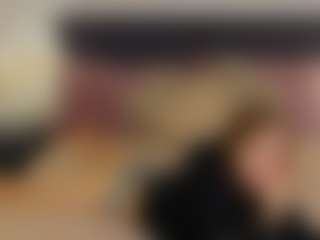 Live cam show with Hailey-Green - Sport on xfollow cams