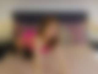 Hailey-Green's Live Sex Cam Show
